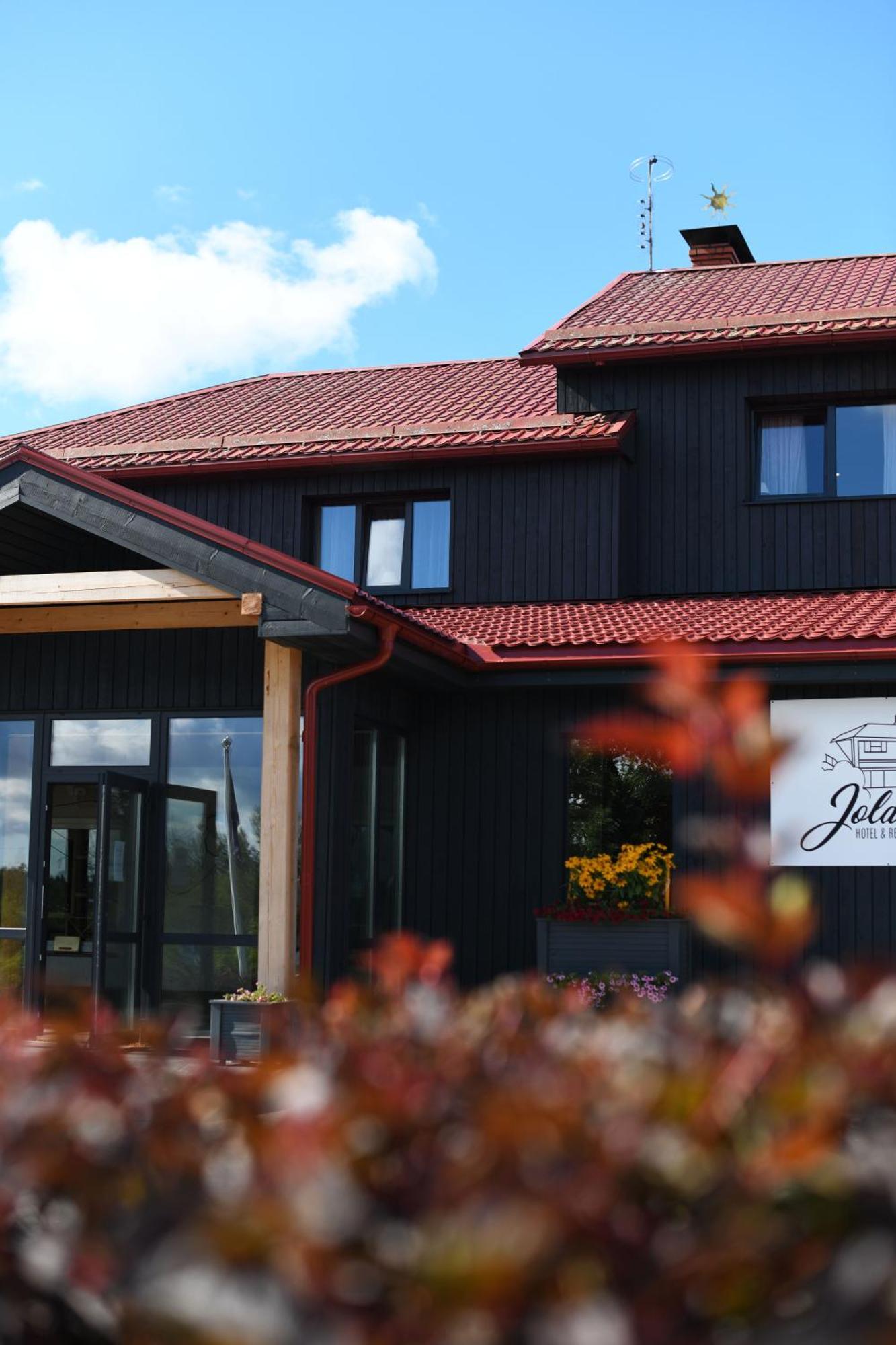 Jolanta Hotel Aluksne Exterior photo
